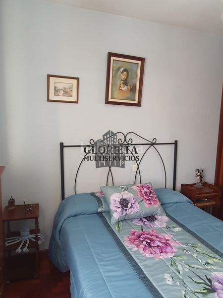 Foto a3e7dbf2-8a73-45a5-93e0-f5358f4a4da0. Pis amb calefacció aparcament a Coia Vigo