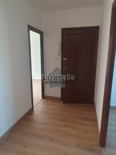 Foto de69bab8-2fb4-4ec4-9de6-4ced5e7c01ec. Pis amb calefacció a Teis Vigo