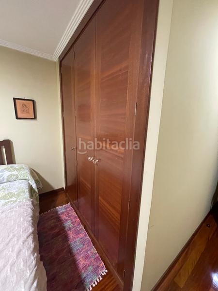 Foto d6266ac8-debc-44bf-90ea-55a2cd0e4397. Piso pi y margall, 2 dormitorios,calefacción, garaje en Vigo