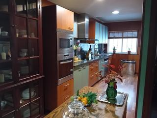 Flat  Rúa de pi y margall. Pi y margall, 5 dormitorios,calefacción, garaje