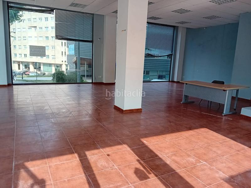 Foto 2c3a3491-79ec-4fe6-80f5-ebd02c468460. Alquiler local comercial martín echegaray, local acondicionado de 100m2. en Vigo