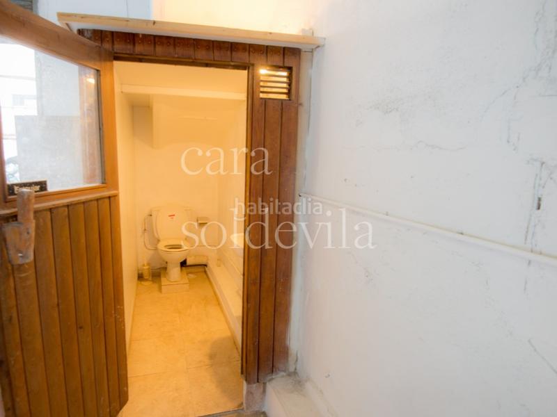 Foto bc1f6d31-ba1f-4fb0-a50f-2be154a5377a. Affitto locale commerciale in Caputxins-Ambulatori Vic