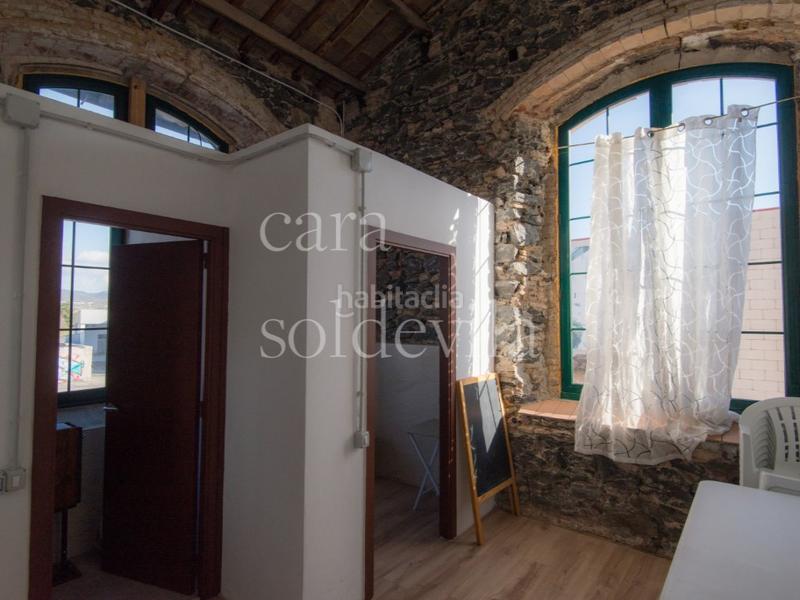 Foto 86c2b392-00a8-41a8-b2dc-4808115dbfe2. Lloguer local comercial a Caputxins-Ambulatori Vic