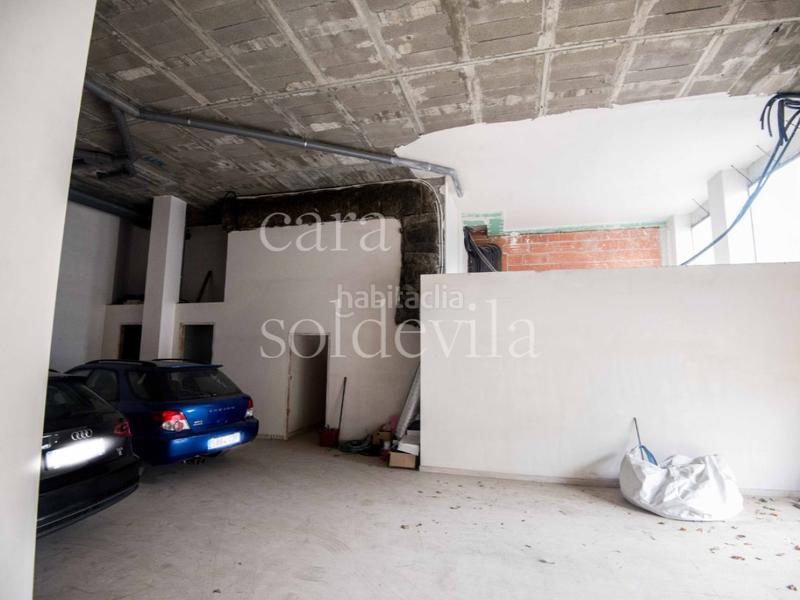 Foto ce0481be-02bc-40a7-a05a-603e2c564096. Local comercial a Caputxins-Ambulatori Vic