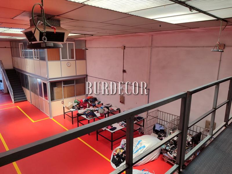 Foto 5ae90cf4-7a72-4a60-8280-6fe5da30e36e. Capannone industriale con riscaldamento in Moraleja de Enmedio