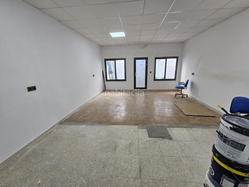 Foto 013c9033-3ed2-463c-9ba9-ca657b8a1aef. Lloguer local comercial a creus 39 a Calella