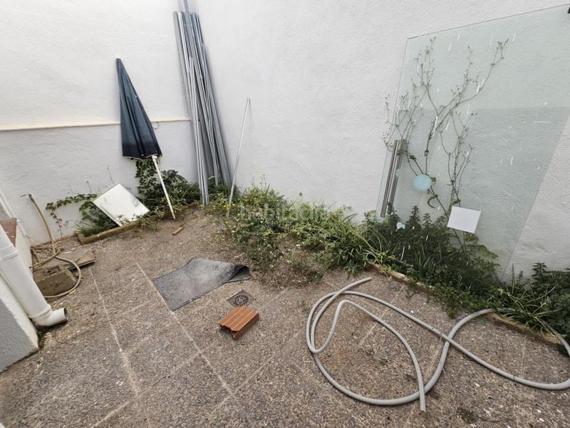 Foto c92de4ef-c6f9-44ab-b4fc-94fe48f12930. Lloguer local comercial a creus 39 a Calella