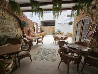 Edifici  Jovara. Gran oportunidad inversores , edificio en venta con restaurante
