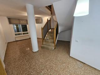 Appartement à Centre. Dúplex en venta en el centro de sant boi de llobregat, barcelona