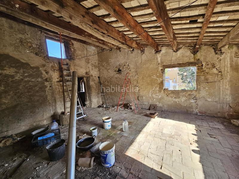 Foto e7f8a118-7b6b-46ff-b408-a2b273372cc6. Terreny residencial a Bisbal d´Empordà (La)