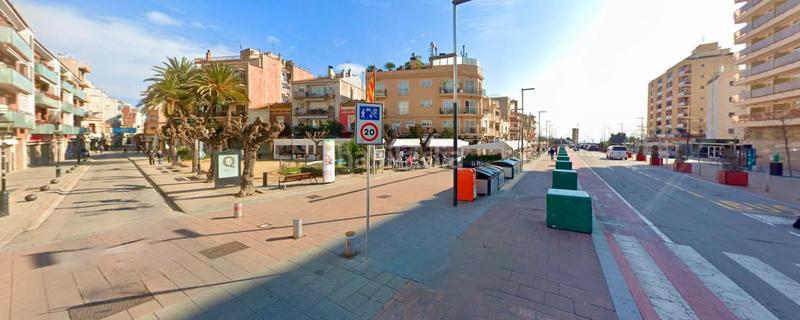 Foto 0902df5e-6108-4394-965c-358128342401. Edificio in Calella