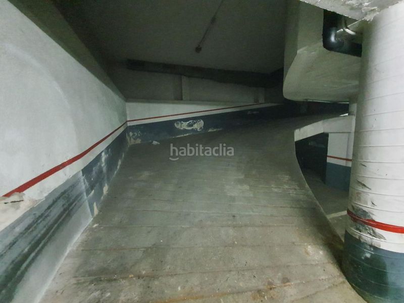 Foto 3b754c17-9c35-4d3b-9c3b-ae4d91553e37. Parking voiture dans barcelona 14 dans Calella
