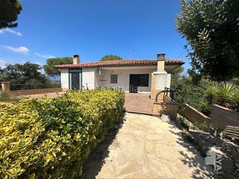 Foto ee71e286-4539-49f7-8f4e-6f7f87ffaf79. Chalet  con jardín muy luminoso en venta en mas mora, en Tordera