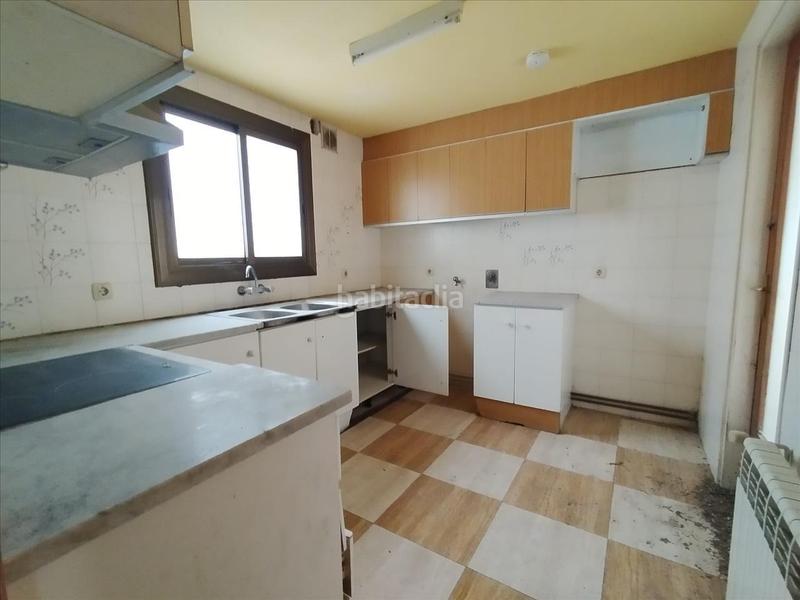 Foto 78dc96d8-8a29-48a8-a8a1-21f8619311bd. Etagenwohnung mit parking in Els Pavos Blanes
