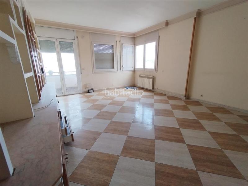 Foto d4570ae1-8d59-4ee7-8981-ad7636051b23. Etagenwohnung mit parking in Els Pavos Blanes