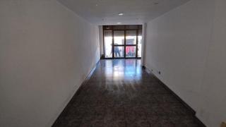 Local commercial  Calle doctor marañon. Local comercial para reformar en venta en malgrat de mar