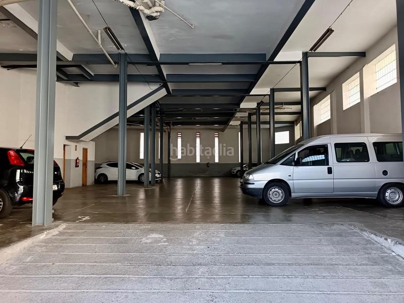 Foto d49cebf9-aba8-4363-b497-bd17f35648ff. Lloguer local comercial a Canet de Mar