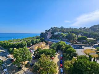 Àtic a Calella. Exclusivo ático con espectaculares vistas al mar, doble terraza