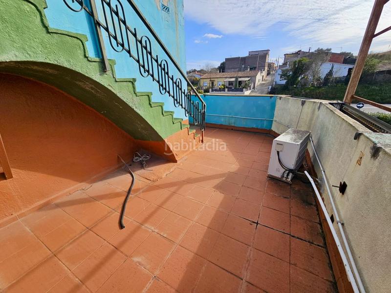 Foto d4d21b77-c94b-4dda-bc17-02d0a680d2d6. Edifici a Tordera Tordera