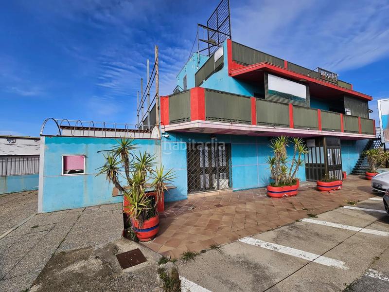 Foto ffebc921-8662-46a3-a98b-41a9d0c0ce2d. Edificio in Tordera Tordera