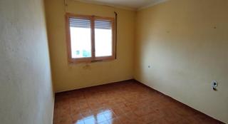 Pis a Santa Eugenia. tico sin ascensor para reformar en venta en barrio santa eugni