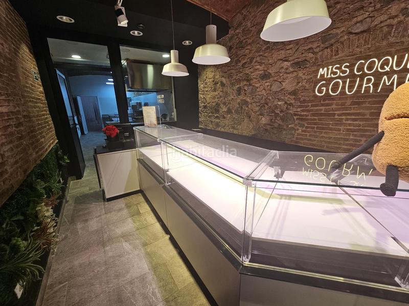 Foto 240f8277-83fb-47c1-bff6-d451bdd1436f. Alquiler local comercial  en traspaso en la mejor zona de mar, bcn en Calella