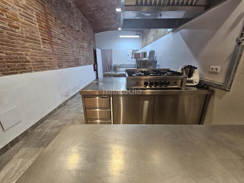 Foto 4007ddad-8597-4f22-8319-68797a3f719b. Alquiler local comercial  en traspaso en la mejor zona de mar, bcn en Calella