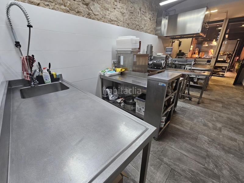 Foto c9c07e53-4362-454a-a86e-fc6eeaa8f749. Alquiler local comercial  en traspaso en la mejor zona de mar, bcn en Calella