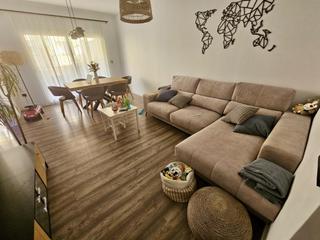 Piso en Tordera. Amplio piso totalmente reformado a la venta en el centro de tord