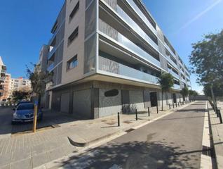 Local Comercial  Calle lluis maria xirinacs i damians. Gran oportunidad local de 959.00 m2 construidos en venta en bada