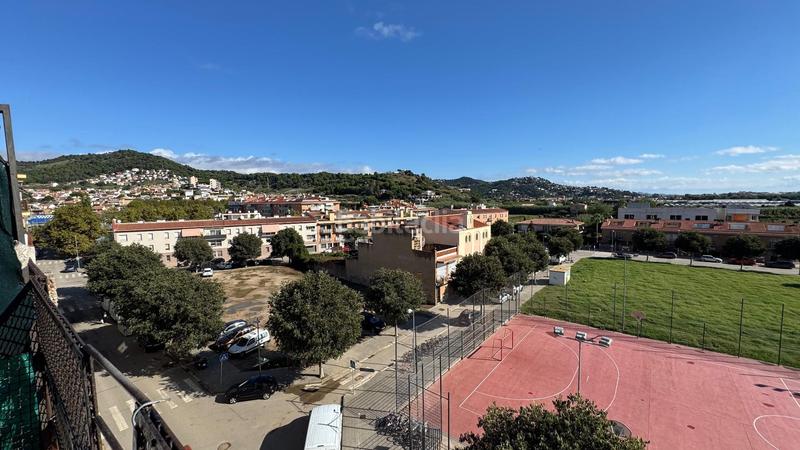 Foto 041f1d85-2dbc-4313-8011-b3518cdd61a0. Attique dans Centre Pineda de Mar