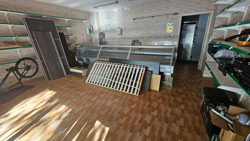 Foto 7066dc8d-7499-4f63-944b-6d62794f4665. Locale commerciale in Montornès del Vallès