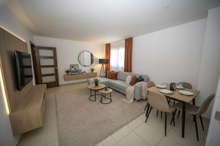 Planta baixa a Olot. Piso en planta baja en olot con garaje y ascensor a la venta en