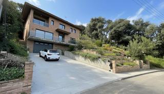 Casa a Palafolls. Oportunidad única amplio chalet con jardin y gran potencial de r