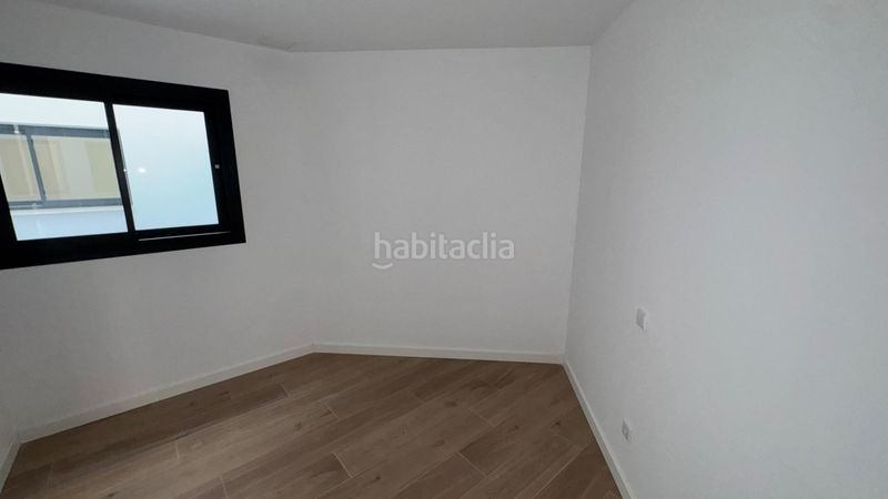 Foto 46c8813a-6ee3-4e3d-a62e-bb93612262b2. Pis a Centre Pineda de Mar