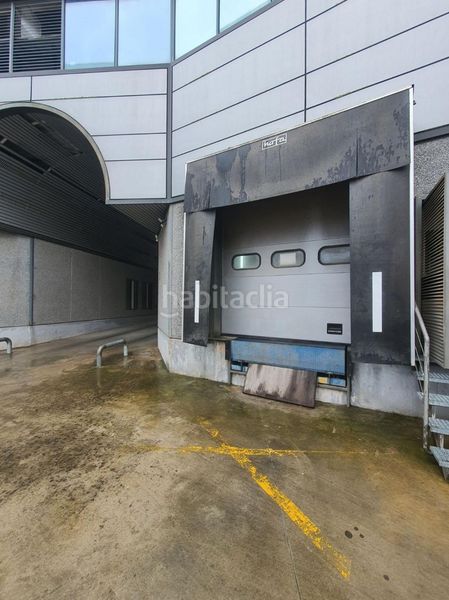 Foto 2eb91324-4b57-48e1-b314-cd89ce24a520. Nau industrial a Malgrat de Mar