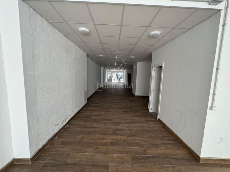 Foto 39d42287-6763-43c5-952f-cb5760865174. Lloguer local comercial a Calella