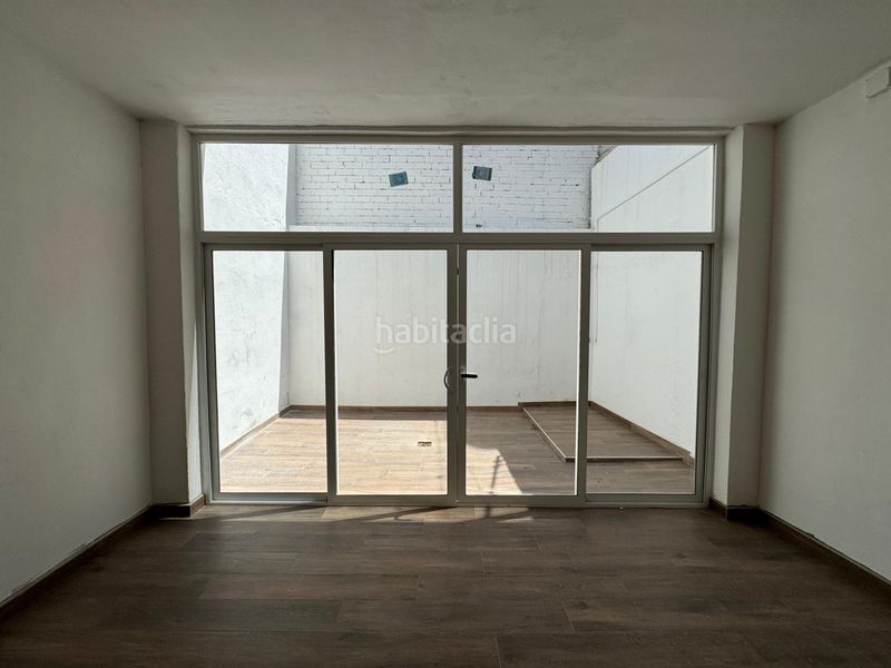 Foto 3df9b9bb-28b4-4654-9827-d9bfddb7dc32. Lloguer local comercial a Calella