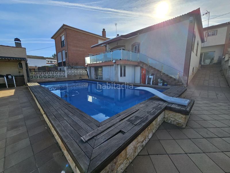 Foto 1b10c8fc-2fe2-4f9a-85ab-e8c0019c047d. Casa amb calefacció aparcament piscina a Els Avets-Can Serrafossà-Ximelis Rubí