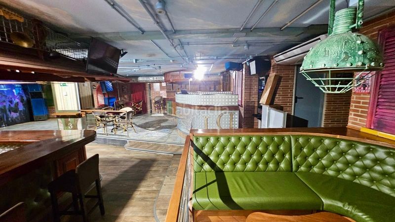 Foto b0c40da3-65df-40b1-bb83-3d7b9fdb0689. Local comercial a Calella