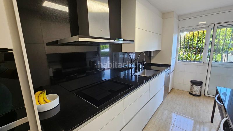 Foto 8e9b602d-ffa2-42fd-9282-5e92425b7c99. Casa amb aparcament a Poblenou Pineda de Mar