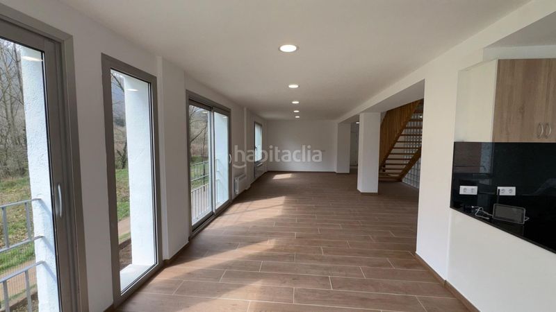 Foto 6df3d2a5-bdeb-46d5-876b-a8d68189255e. Casa amb aparcament a Sant Feliu de Pallerols