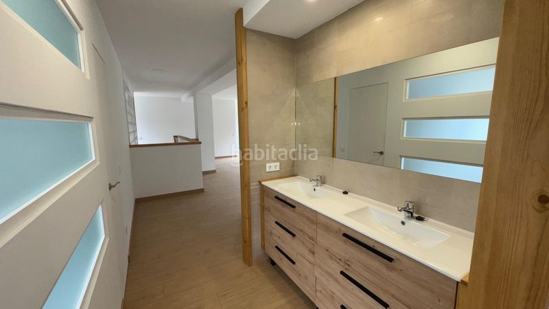 Foto c467d09c-c9cb-4d9d-9dde-b3fc99204a4c. Casa amb aparcament a Sant Feliu de Pallerols