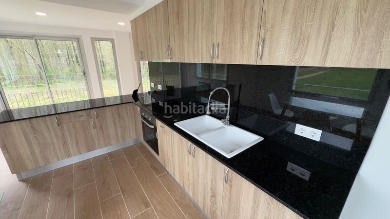 Foto e1264d10-4531-45e9-b3de-4c9496aae8c5. Casa amb aparcament a Sant Feliu de Pallerols