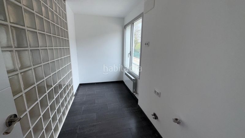 Foto ead2b4fa-775f-4196-83fa-4fa43285c91b. Casa amb aparcament a Sant Feliu de Pallerols