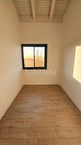 Foto 8e147b00-4154-4428-8e15-f9cd439d30a8. Casa aparellada amb calefacció aparcament piscina a Hostalric