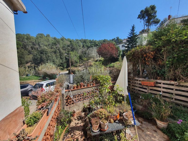 Foto 90a6f2ba-5842-429d-a479-5992d392bb70. Casa amb calefacció aparcament a La Floresta Sant Cugat del Vallès