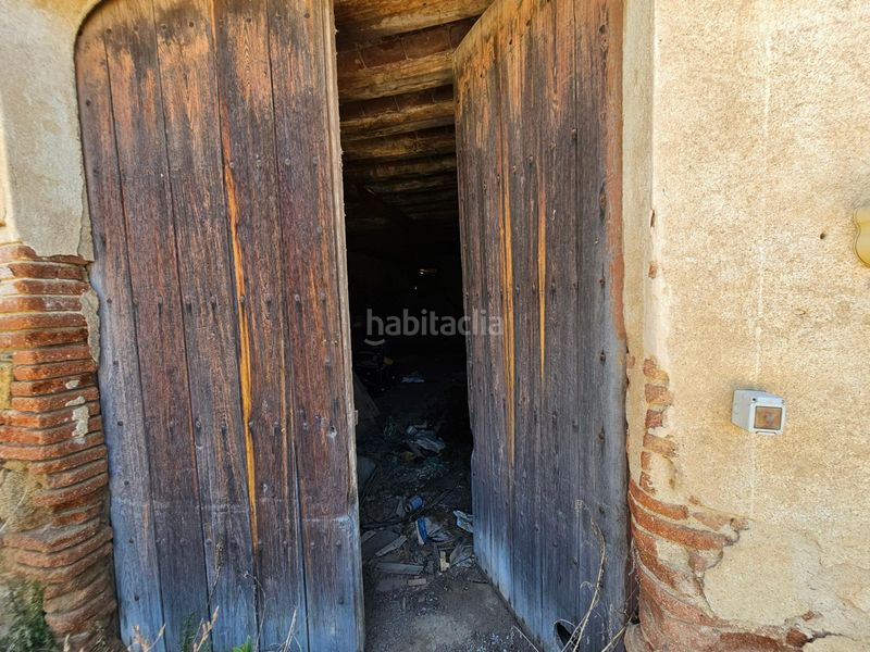 Foto 21176841-f82e-4535-93d0-f02e0207c451. Masia amb aparcament a Canet de Mar