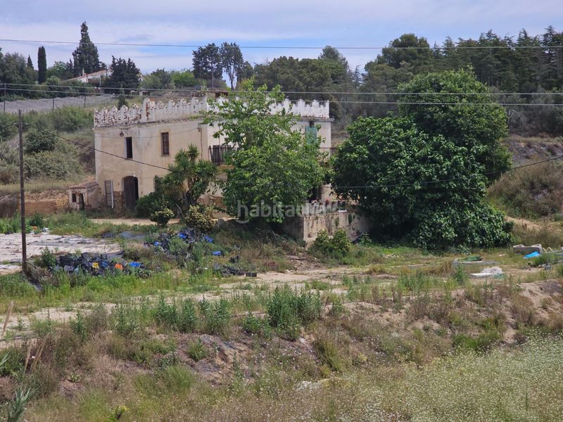 Foto 3ccd29a0-680b-4b29-88cb-119b1a7e68ef. Masia amb aparcament a Canet de Mar