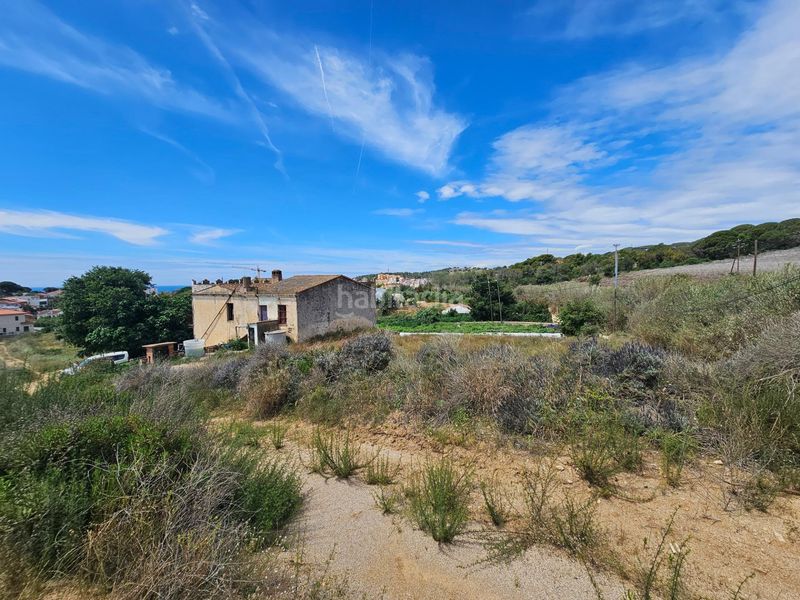 Foto e5412a87-b344-4260-8db6-d7b3db3aa9a7. Masia amb aparcament a Canet de Mar
